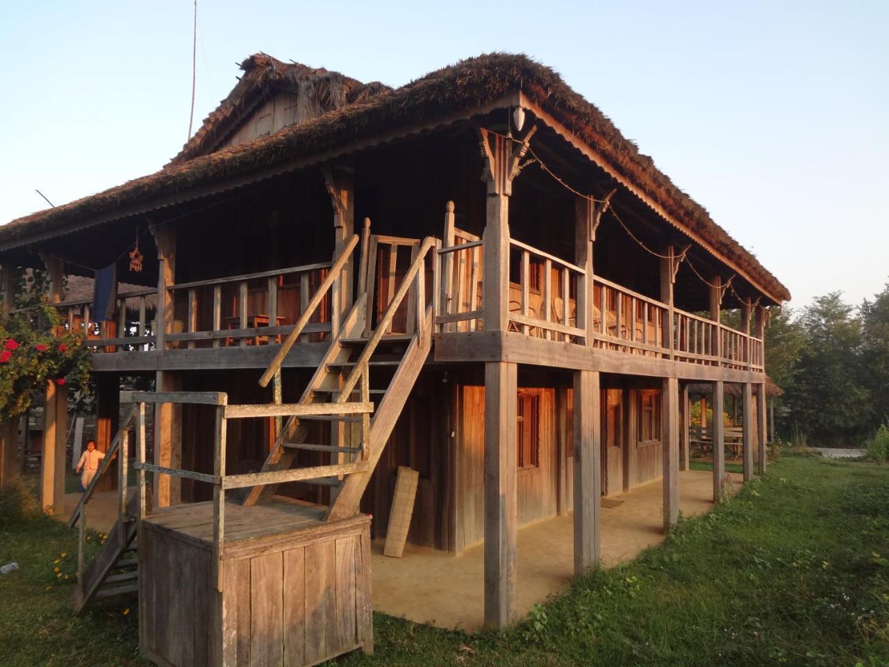 Shanta Ghar A Rustic Chitwan